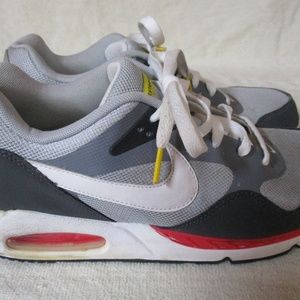 Nike Air Womens  Shoes Size 11 Tennis Walking Run